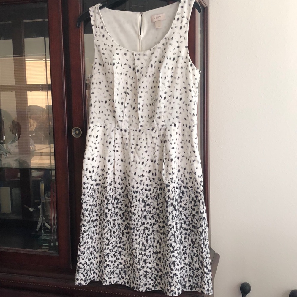ANN TAYLOR LOFT 100% polyester dress